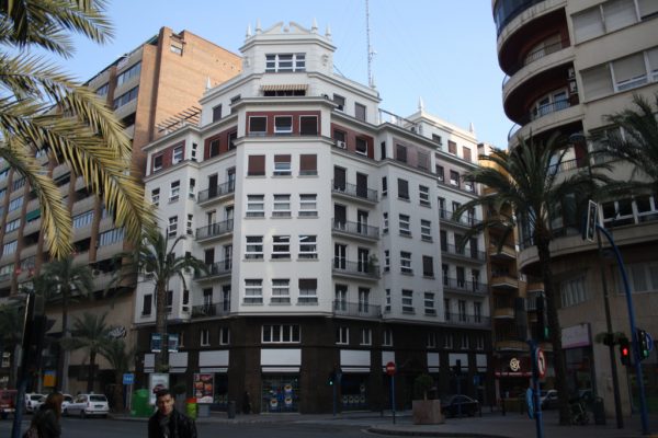 alquiler-atico-centro-alicante-87-metros-edificio